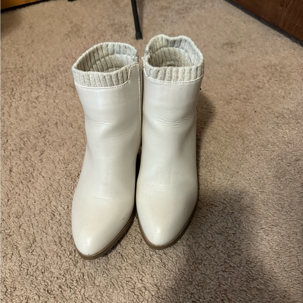JustFab Ankle Boots 7.5